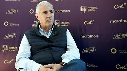 Νικολακόπουλος: «Το θέμα προπονητή και η ενημέρωση Κορδόν από Ανιγκό-Καρεμπέ στον Ολυμπιακό»