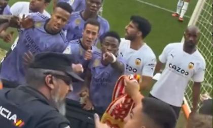 Το βίντεο με τον οπαδό που επιτέθηκε ρατσιστικά στον Βινίσιους