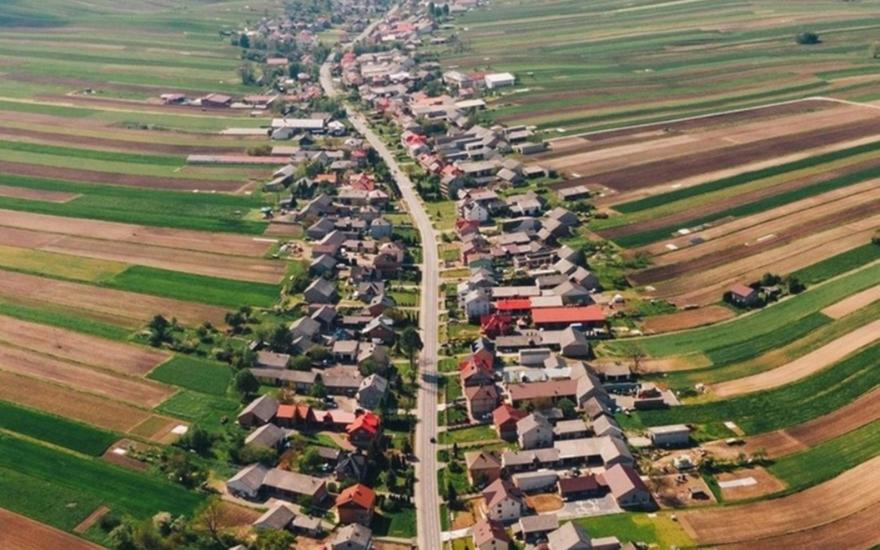 Πολωνία: Το χωριό όπου όλοι μένουν στον ίδιο δρόμο