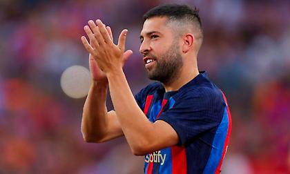 Φεύγει και ο Άλμπα από την Μπαρτσελόνα