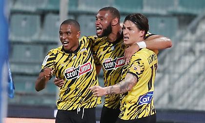 Έγραψε ιστορία η ΑΕΚ του Αλμέιδα: Πρώτο νταμπλ από το 1978 και τρίτο συνολικά - Αναλυτικά η λίστα!