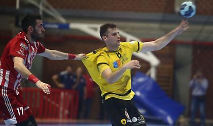 ΑΕΚ: «Βράζει» με τη διαιτησία και καταγγέλει βίαιη επίθεση από τους οπαδούς του Ολυμπιακού!