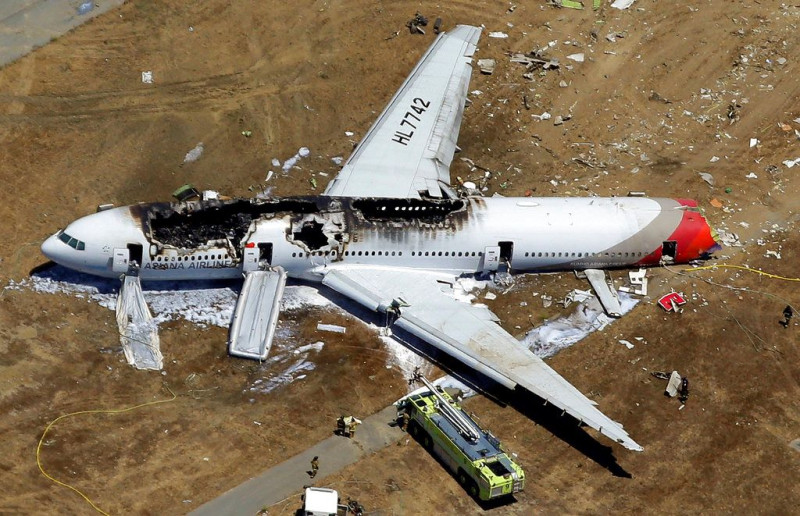 Πτήση τρόμου στην Κορέα:Άνοιξε η πόρτα αεροπλάνου στον αέρα