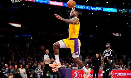 «Δεν αποσύρεται ο ΛεΜπρόν, παίζει κανονικά και του χρόνου!»