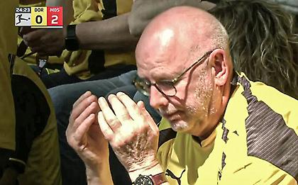 Παγωμένα πρόσωπα στο «Signal Iduna Park» στο πρώτο ημίχρονο (pics)