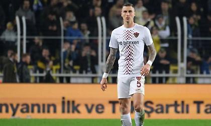 Πανό εναντίον του Βράνιες από οπαδούς της Παρτιζάν!