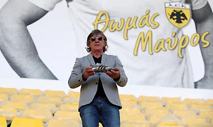 ΑΕΚ για Μαύρο: «Χρόνια Πολλά στον αγαπημένο μας Θ(ε)ωμά, στον Αιώνιο Πρεσβευτή μας»