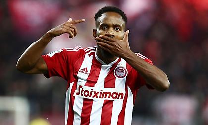 Νικολακόπουλος: «Θα μιλήσει με τον Μπακαμπού και ο Κορδόν, λέγεται για πρόταση 2,5 εκατ. από Αραβία»