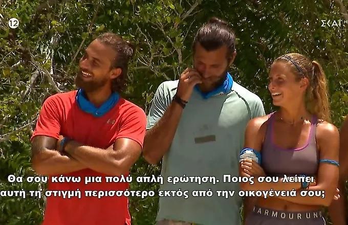 Survivor - Στρίμωξε τον Μάριο ο Ατζούν: «Ποια κοπέλα σου λείπει περισσότερο»