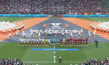 Η εντυπωσιακή τελετή έναρξης πριν την έναρξη στον τελικό του Europa League