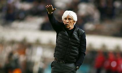 Νικολογιάννης: «Απόφαση για δυο βασικούς χαφ - Τι γίνεται με Γκάνεα και αριστερό μπακ»