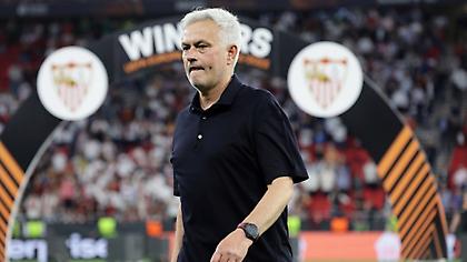 Ο Μουρίνιο συνεχάρη τον τεχνικό της Σεβίλλης πριν καν ο Μοντιέλ εκτελέσει το πέναλτι