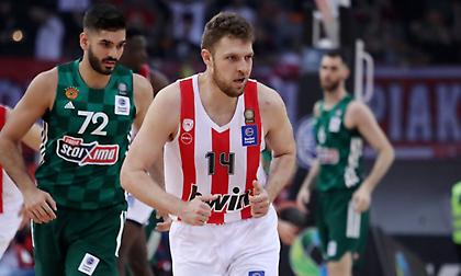 Ο καθοριστικός Βεζένκοφ και ο «σκασμένος» Λι: Πέντε σημεία από το Ολυμπιακός-Παναθηναϊκός!