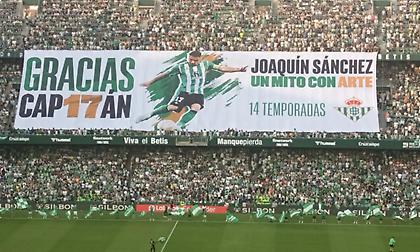 Βούρκωσε ο θρυλικός Χοακίν στο ιστορικό 622ο και τελευταίο του ματς στη La Liga