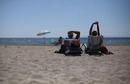 Καιρός: Με ζέστη αλλά και... βροχές - Έως και 31°C η θερμοκρασία, αναλυτικά η πρόγνωση