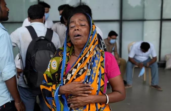 Σιδηροδρομική τραγωδία στην Ινδία: Tουλάχιστον 288 νεκροί