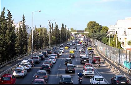 «Μποτιλιάρισμα» στον Κηφισό λόγω τροχαίου στο ρεύμα προς Πειραιά