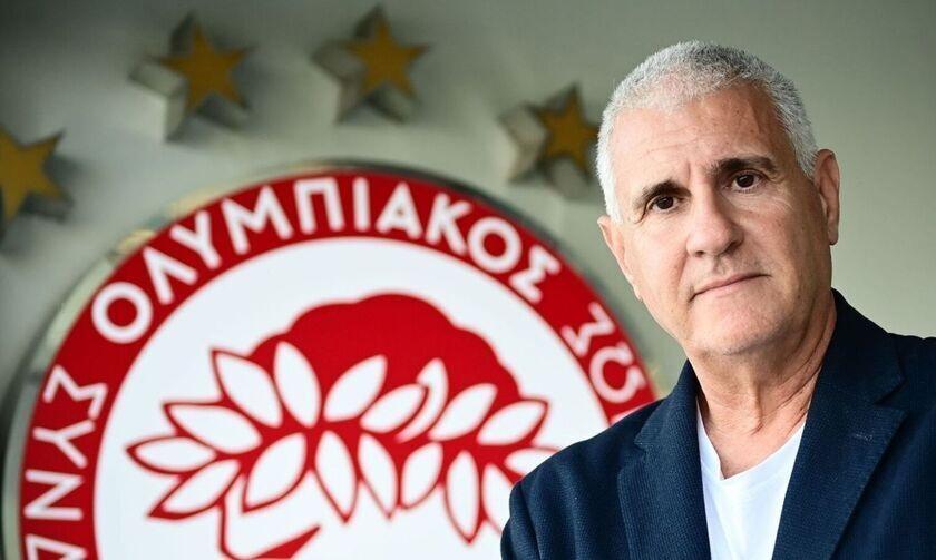 Νικολακόπουλος: Τι παίζει με Μπακαμπού και προπονητή