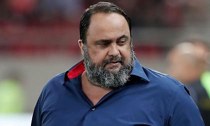 Έβρεξε πρόστιμα για Ολυμπιακό και Μαρινάκη!