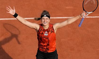 Έγινε η έκπληξη στο Roland Garros: «Λύγισε» τη Σαμπαλένκα και προκρίθηκε στον τελικό η Μούχοβα!