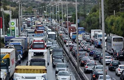 Μεγάλες καθυστερήσεις σε δρόμους του Λεκανοπεδίου