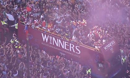 Πανζουρλισμός στην υποδοχή της Γουέστ Χαμ