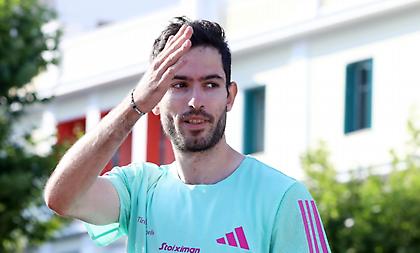 Τεντόγλου: «Στον έφηβο εαυτό μου θα έλεγα ''είσαι χάλια'' για να μη χαλάσει το timeline»