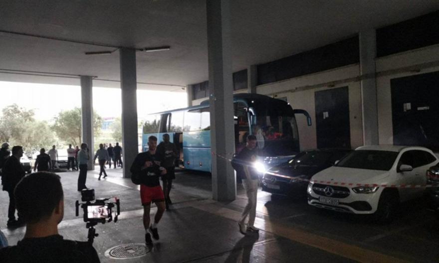 Ολυμπιακός: Η άφιξη της ομάδας στο ΣΕΦ για το Game 3