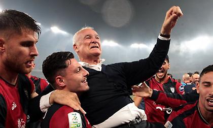 Ξέσπασε σε λυγμούς ο Ρανιέρι για την άνοδο της Κάλιαρι!