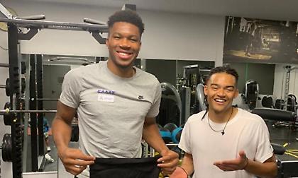 Αντεντοκούνμπο, Τσιτσιπάς, Σάκκαρη, Τεντόγλου καλούν τους φίλους του στίβου στο Fly Olympia