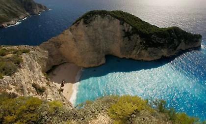 Τέλος και επισήμως το κολύμπι στο Ναυάγιο της Ζακύνθου