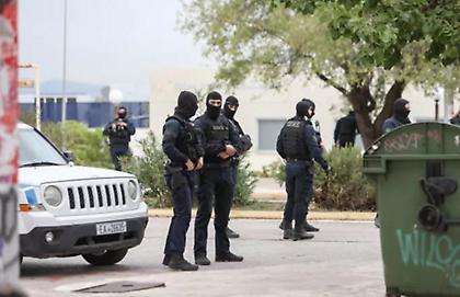 Επτά συλλήψεις και τρεις προσαγωγές σε επιχείρηση της Δίωξης Εκβιαστών σε περιοχές της Αττικής