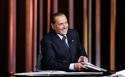 Πάνο των ultras της Γιουβέντους για τον Μπερλουσκόνι