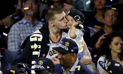 Μυθικές επιδόσεις από Γιόκιτς: Πρώτος σε... όλα στα playoffs