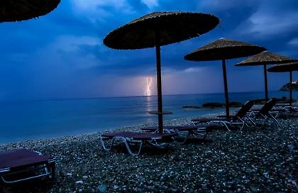 Νωρίτερα φτάνει η κακοκαιρία στη χώρα - Από αύριο και στην Αττική τα φαινόμενα