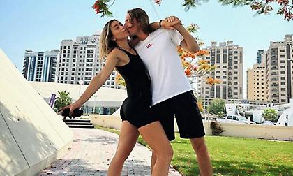 Τσιτσιπάς για Μπαντόσα: «Δεν έχω ξανανιώσει έτσι, είμαι ερωτευμένος με το μυαλό της»