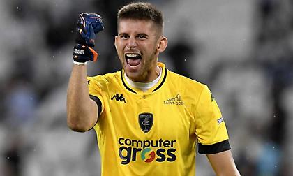 Eνισχύει τα γκολπόστ με Βικάριο η Τότεναμ!