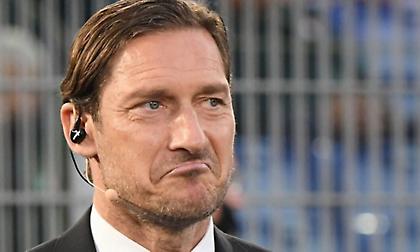 Αντίζηλος του Μουρίνιο ο Τότι αλλά ευχήθηκε να μείνει στη Ρόμα