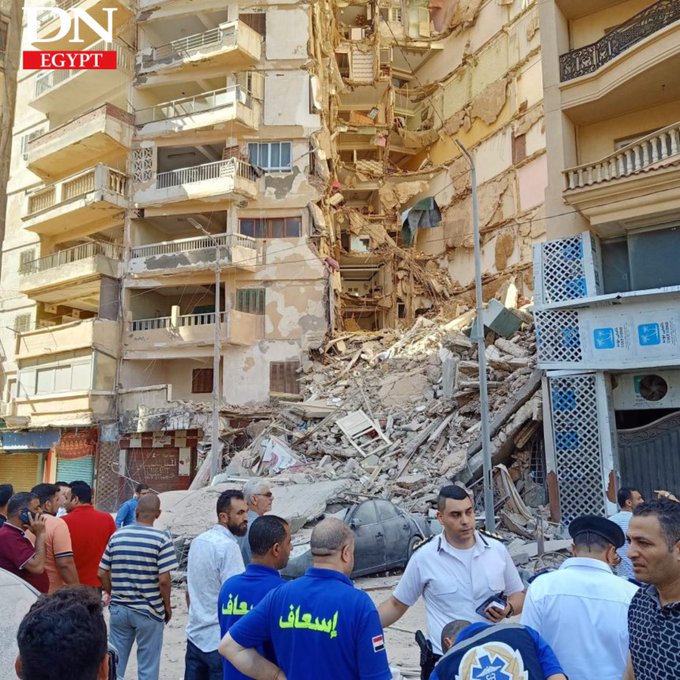 Αίγυπτος: Κατέρρευσε κτίριο 13 ορόφων στην Αλεξάνδρεια
