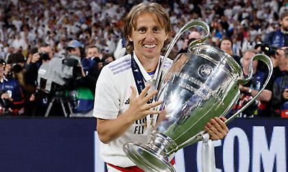 Συνεχίζεται η «μαγεία» Μόντριτς στη Ρεάλ: Θα μείνει για 12η σεζόν!