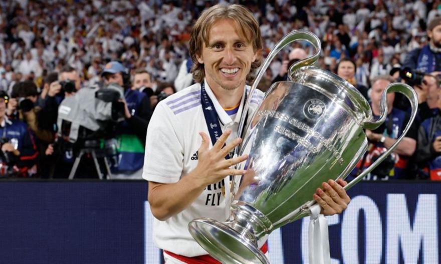 Μόντριτς: Ανανέωσε για 12η σεζόν στη Ρεάλ