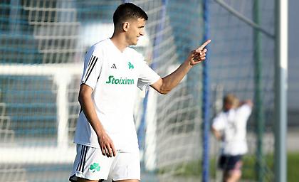 Νικολογιάννης: «Μπορεί να είναι τρίτη λύση στον Παναθηναϊκό ο Γερεμέγεφ»