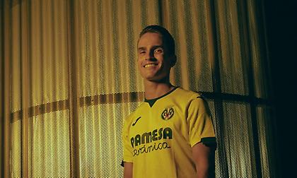 Επίσημη η επιστροφή του Ντένις Σουάρεθ στη Βιγιαρεάλ