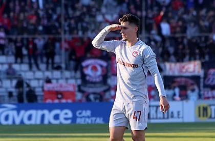 Νικολακόπουλος: «Η εμπλοκή Ολυμπιακού για Κανός και η επαφή για Μάξι Γκόμες»