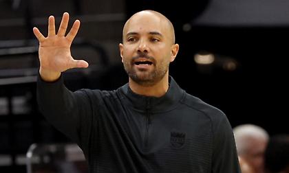 Αναλαμβάνει την εθνική Καναδά ο βοηθός προπονητή των Κινγκς!