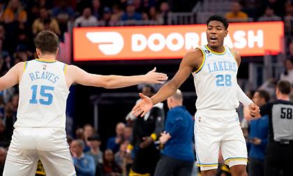 Γίνονται restricted free agents Ριβς και Χατσιμούρα