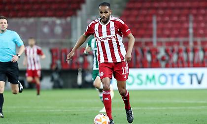 «Η Γουιντάντ από το Μαρόκο συζητά με τον Ελ Αραμπί»