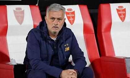 Μια αγωνιστική στον Μουρίνιο, εκτός πάγκων στην πρεμιέρα της Serie A