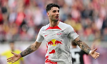 Οριστικό: Καταβάλλει τη ρήτρα των 70 εκατομμυρίων στη Λειψία και αγοράζει τον Σομποσλάι η Λίβερπουλ!