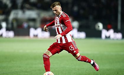 Εξελίξεις και για αριστερό μπακ στον Ολυμπιακό